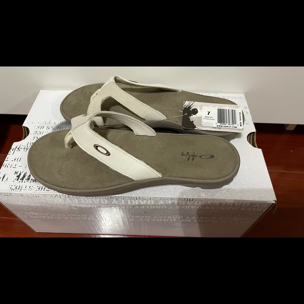 Oakley Women’s Sandal